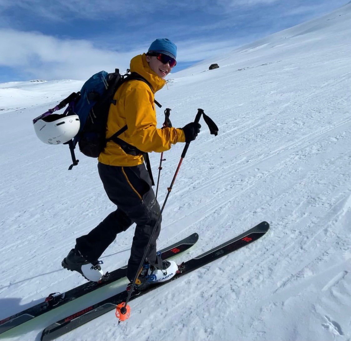 Christian Danielssen, på ski, portrett