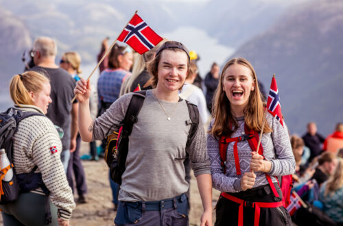 Åk på folkhögskola i Norge med studiemedel från CSN